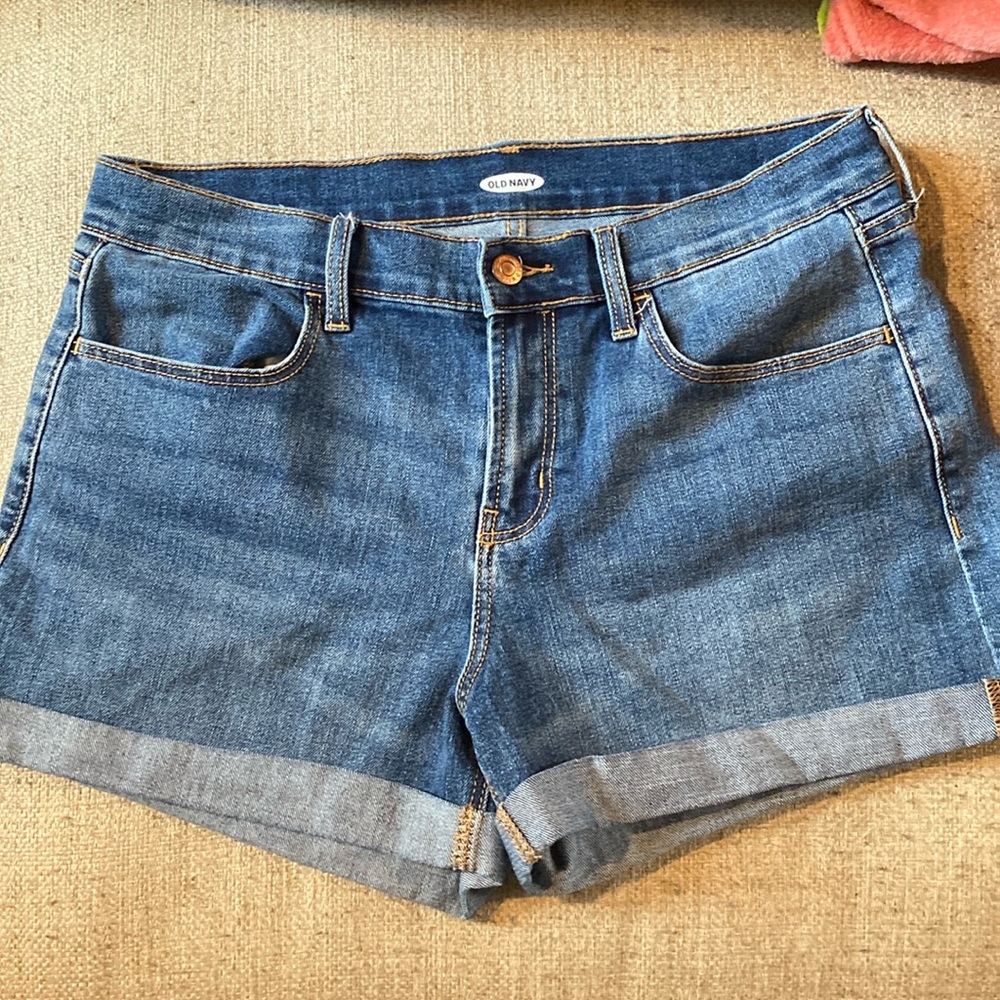 Old navy jean shorts size 10